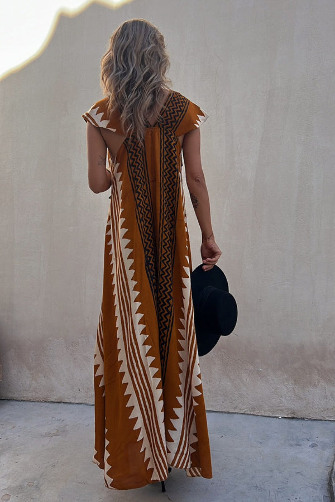 Mira Trendy aztek-inspirert leverkjole for kvinner