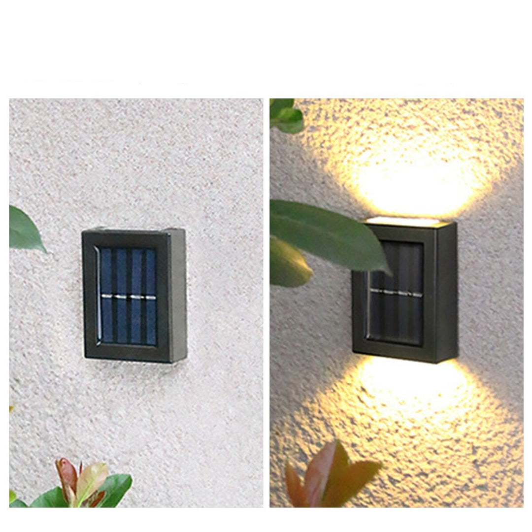 Solcelledrevet Vegglampe til Uteplass, 4 stk