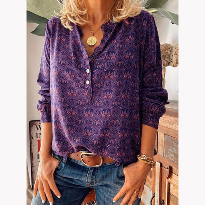 Damebluse med Trendy Heldekkende Trykk og Elegant Utskjæring