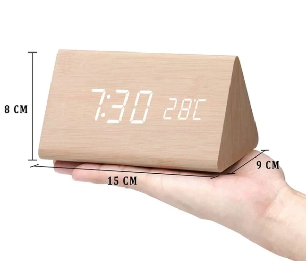 Elegant LED Klokke med Stemmeaktivering for Hjem og Kontor