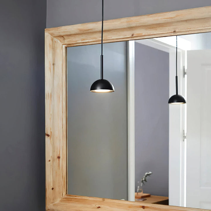 Pendellampe - Elegant Metallisk Design med LED