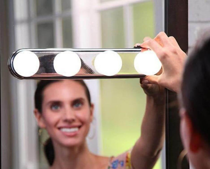 Kompakt Baderomslys med Sugekopp for Perfekt Makeup