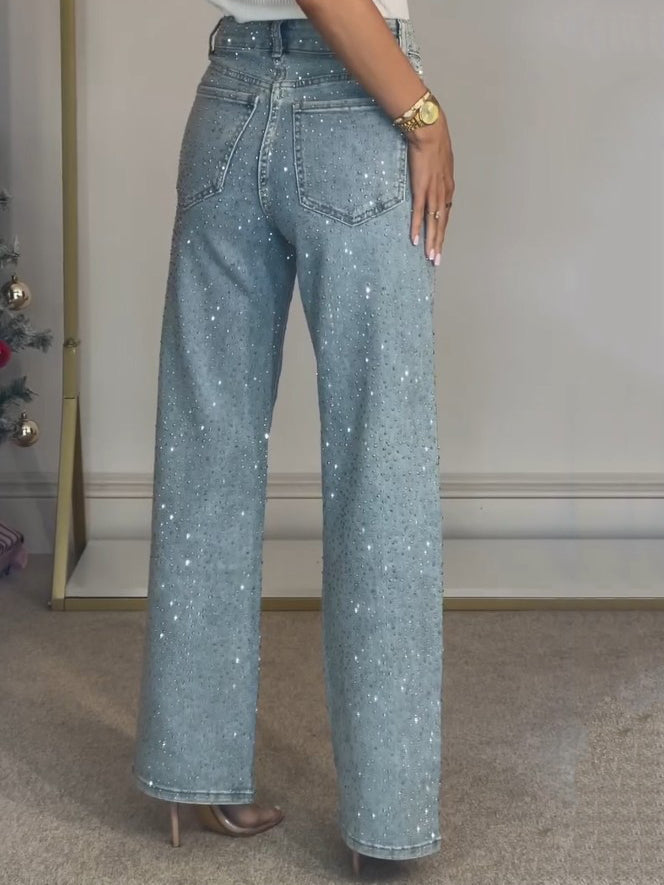 Damejeans med Høy Midje og Glitrende Detaljer