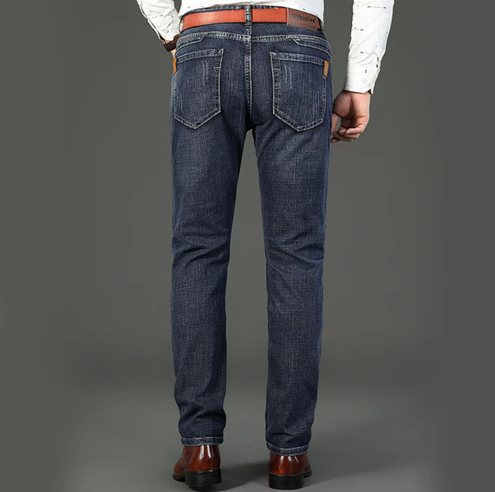 Menns Klassiske Denimjeans – Tidløs Stil og Komfort
