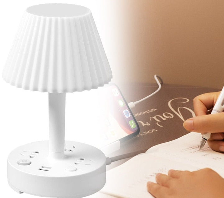 Multifunksjonell Bordlampe med USB &amp; Stikkontakter