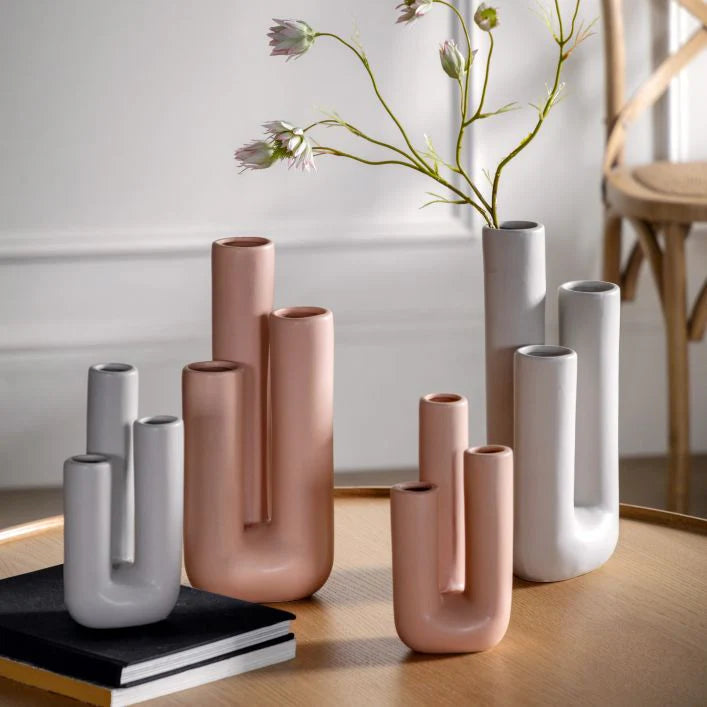 Moderne Dekorativ Vase: Elegant Trerørs Design for Hjemmet