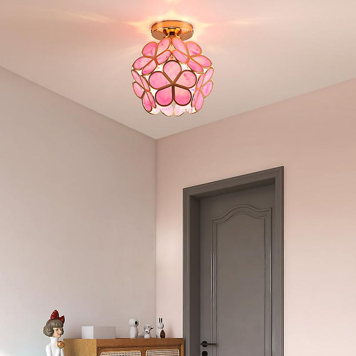 Taklampe i Blomsterdesign for Stue og Gang