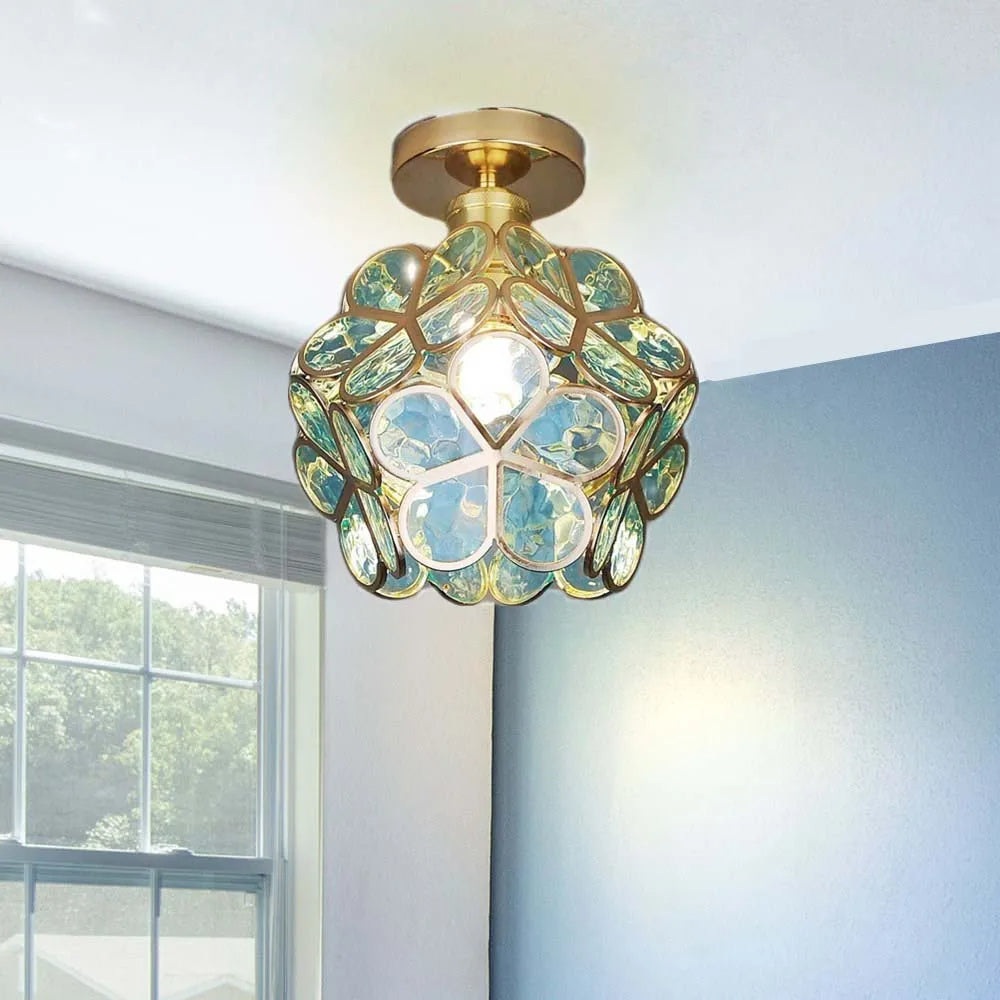 Taklampe i Blomsterdesign for Stue og Gang