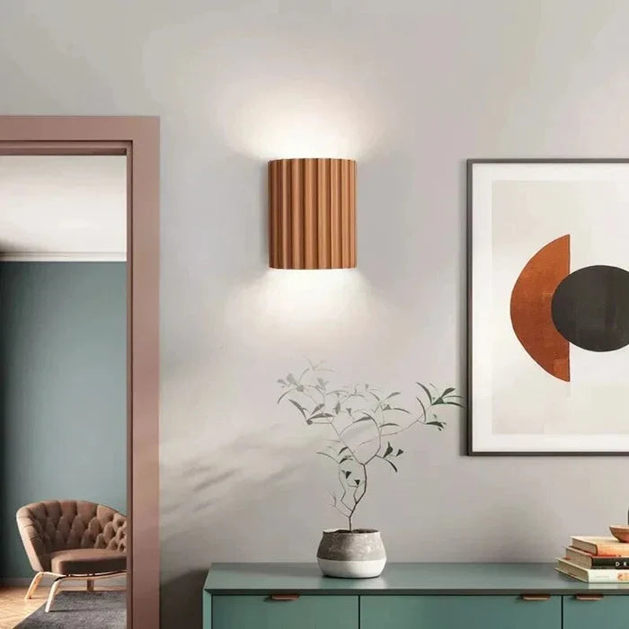 Moderne Vegglampe i Kunstnerisk Design