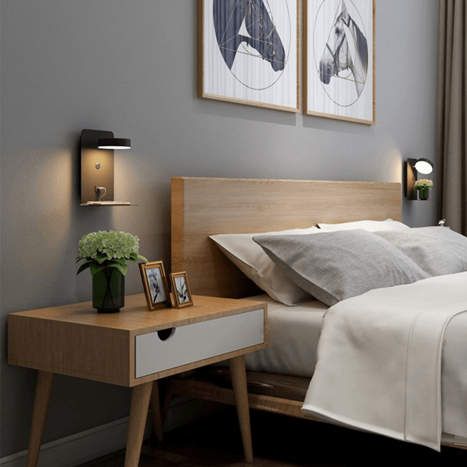 Vegglampe med Roterbart Hode og USB-Lader – Perfekt Leselys