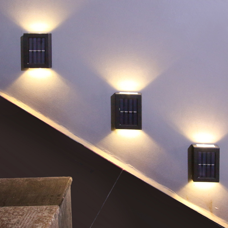 Solcelle Veggmontert Lampe - IP65 Vanntett LED Lys